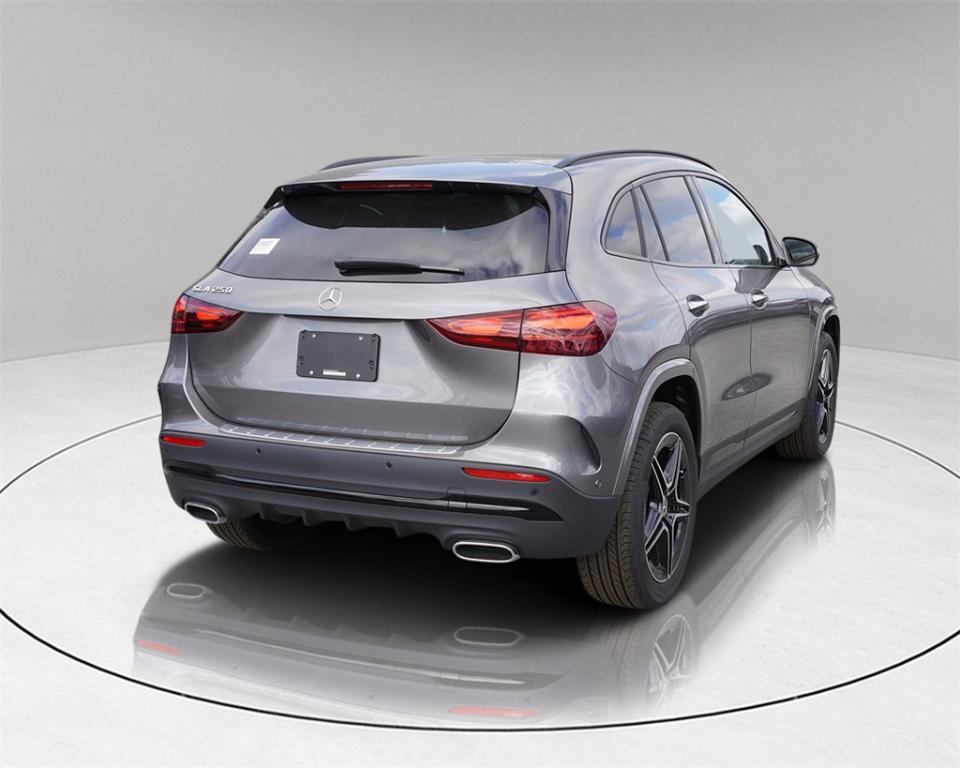 new 2025 Mercedes-Benz GLA 250 car, priced at $54,795