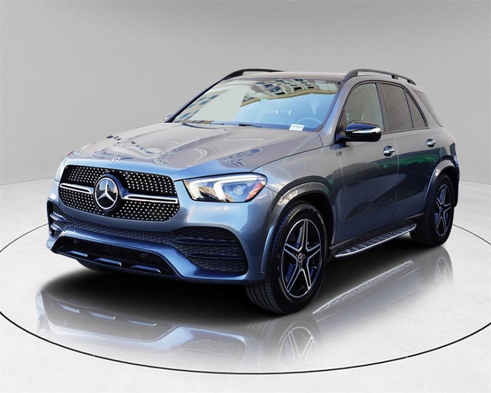 used 2022 Mercedes-Benz GLE 450 car, priced at $53,900