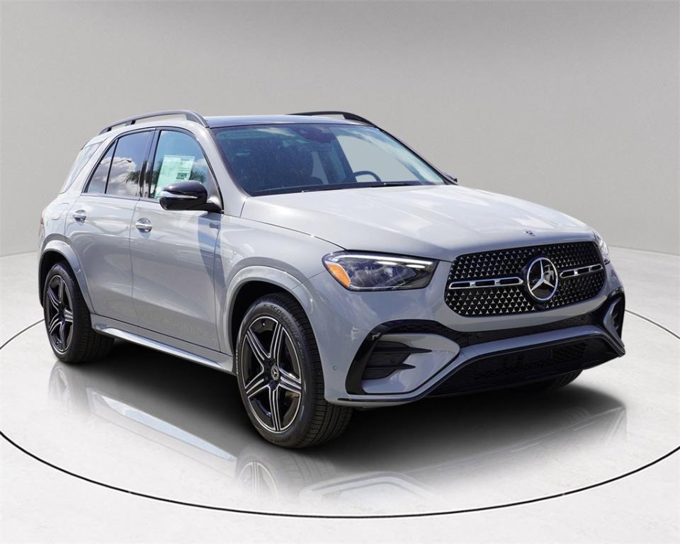 new 2025 Mercedes-Benz GLE 350 car, priced at $70,231