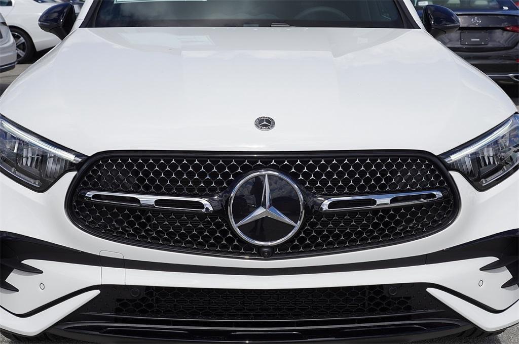 new 2025 Mercedes-Benz GLC 300 car, priced at $54,407