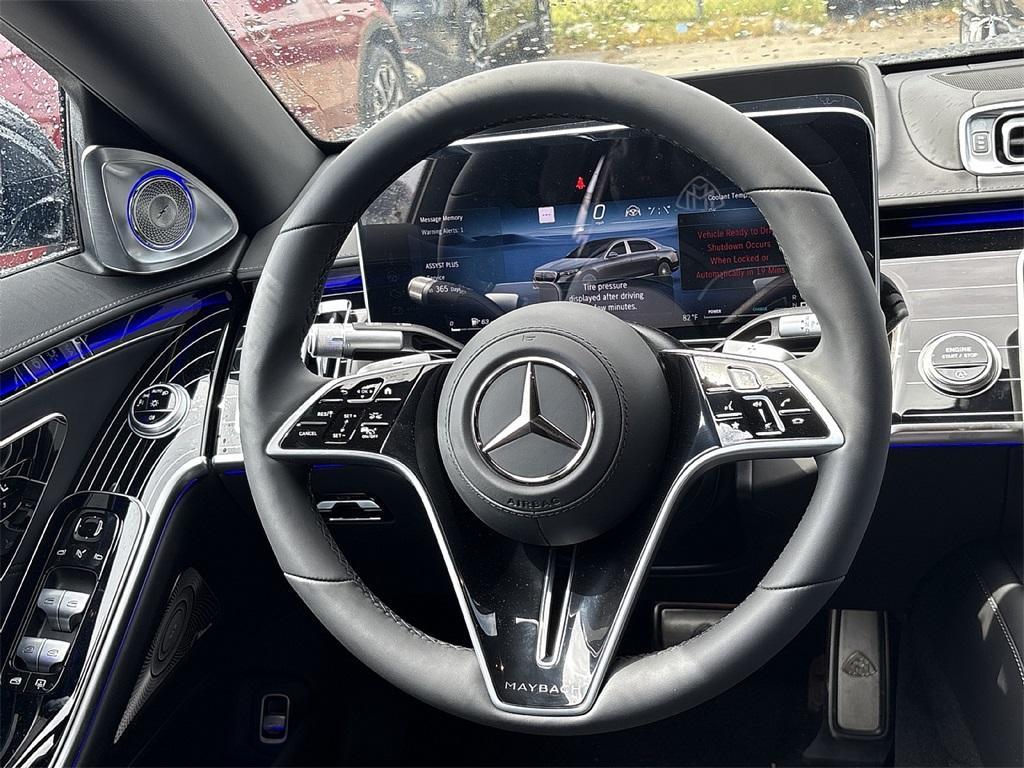 new 2025 Mercedes-Benz Maybach S 580 car, priced at $213,449