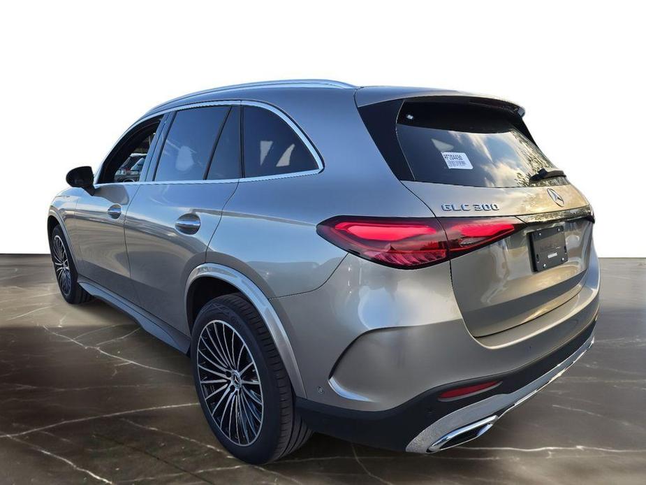 new 2024 Mercedes-Benz GLC 300 car, priced at $55,623