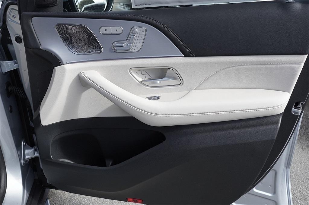 new 2026 Mercedes-Benz AMG GLE 53 car, priced at $100,177