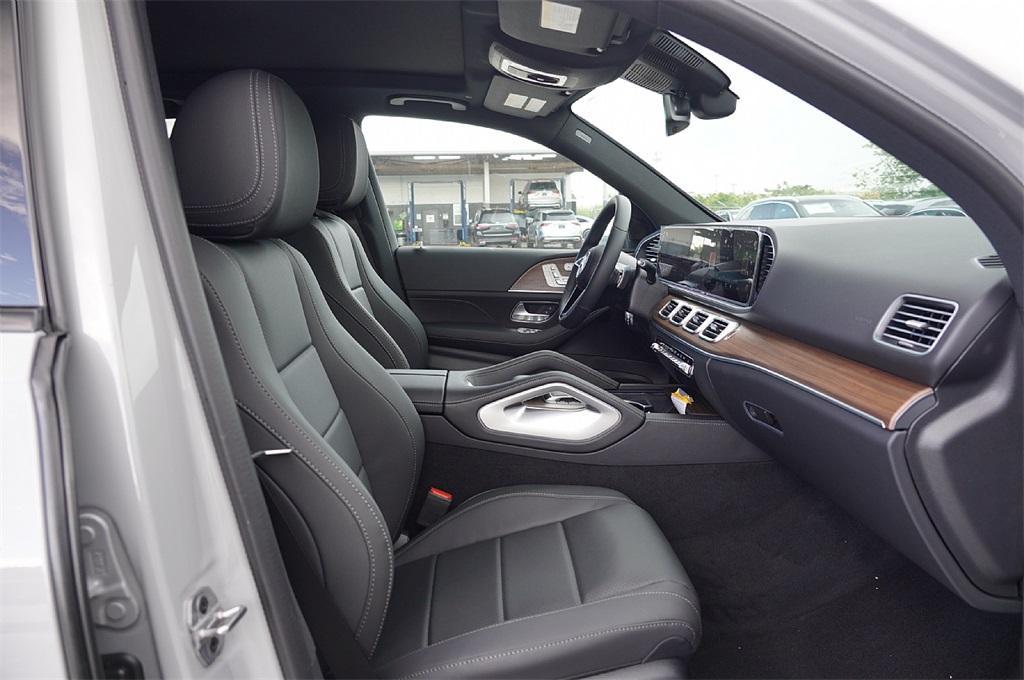 new 2025 Mercedes-Benz GLE 350 car, priced at $67,553