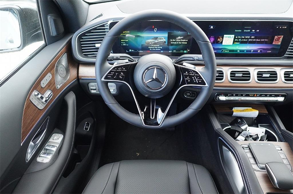 new 2025 Mercedes-Benz GLE 350 car, priced at $67,553