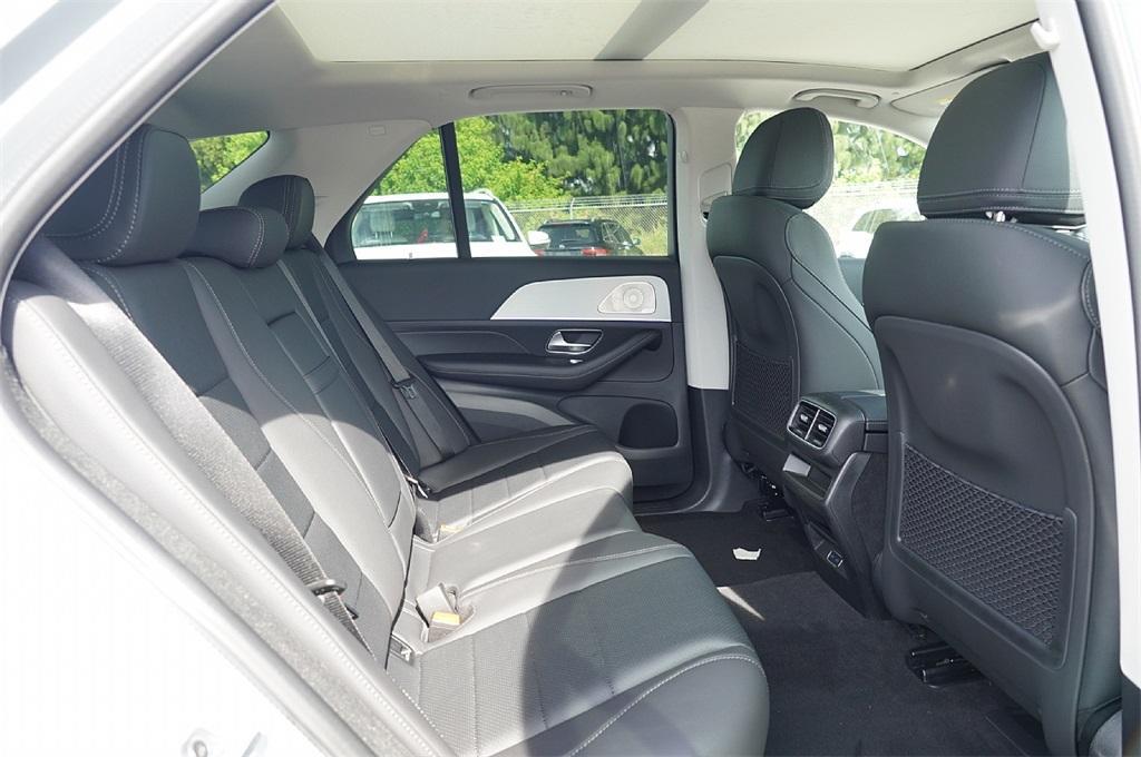 new 2025 Mercedes-Benz GLE 450e car, priced at $74,867