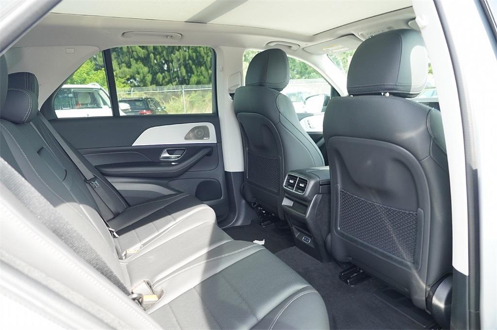 new 2025 Mercedes-Benz GLE 450e car, priced at $74,867