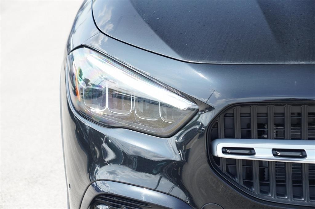 new 2025 Mercedes-Benz GLA 250 car, priced at $39,427
