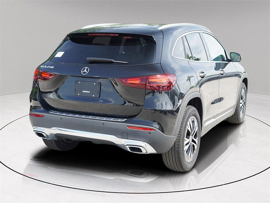 new 2025 Mercedes-Benz GLA 250 car, priced at $39,427