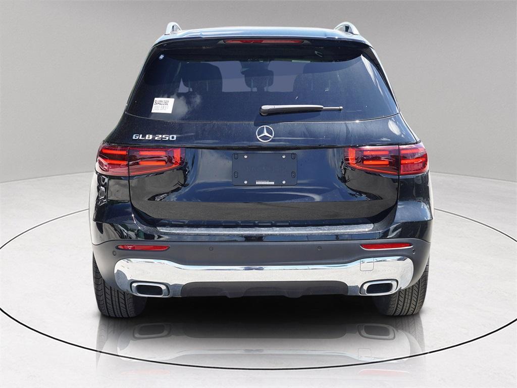 new 2025 Mercedes-Benz GLB 250 car, priced at $42,258