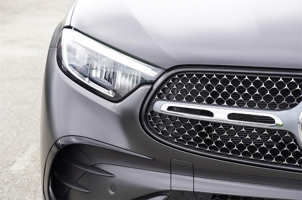 new 2025 Mercedes-Benz GLC 350e car, priced at $65,359