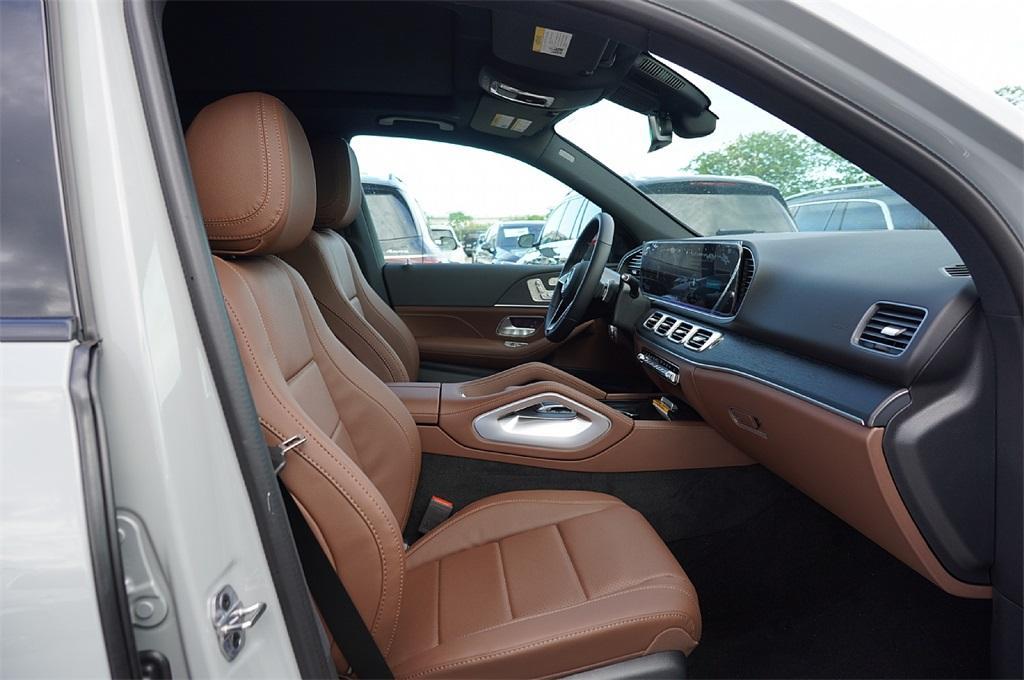 new 2025 Mercedes-Benz GLE 350 car, priced at $63,682