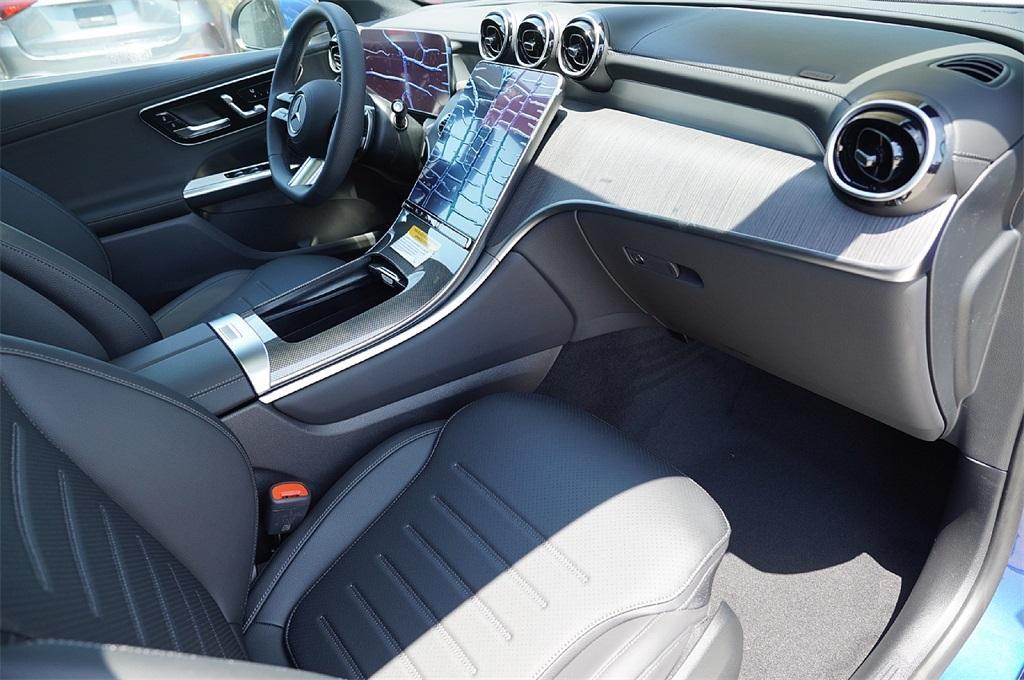 new 2025 Mercedes-Benz GLC 350e car, priced at $62,964