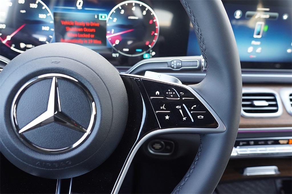 new 2025 Mercedes-Benz GLE 450 car, priced at $80,245