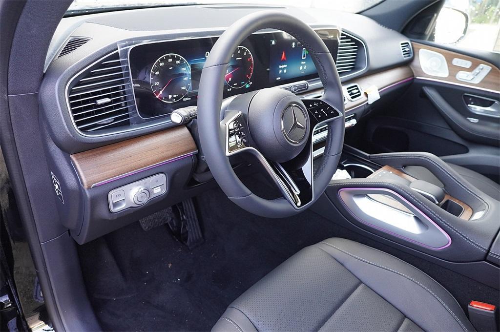 new 2025 Mercedes-Benz GLE 450 car, priced at $80,245