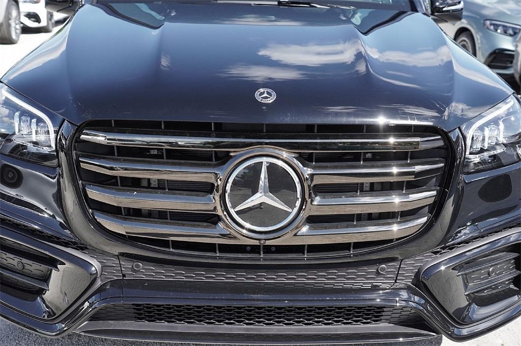 new 2026 Mercedes-Benz GLS 450 car, priced at $93,810