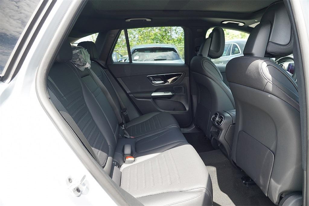 new 2025 Mercedes-Benz GLC 300 car, priced at $54,038