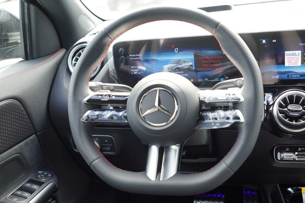 new 2025 Mercedes-Benz GLA 250 car, priced at $54,490