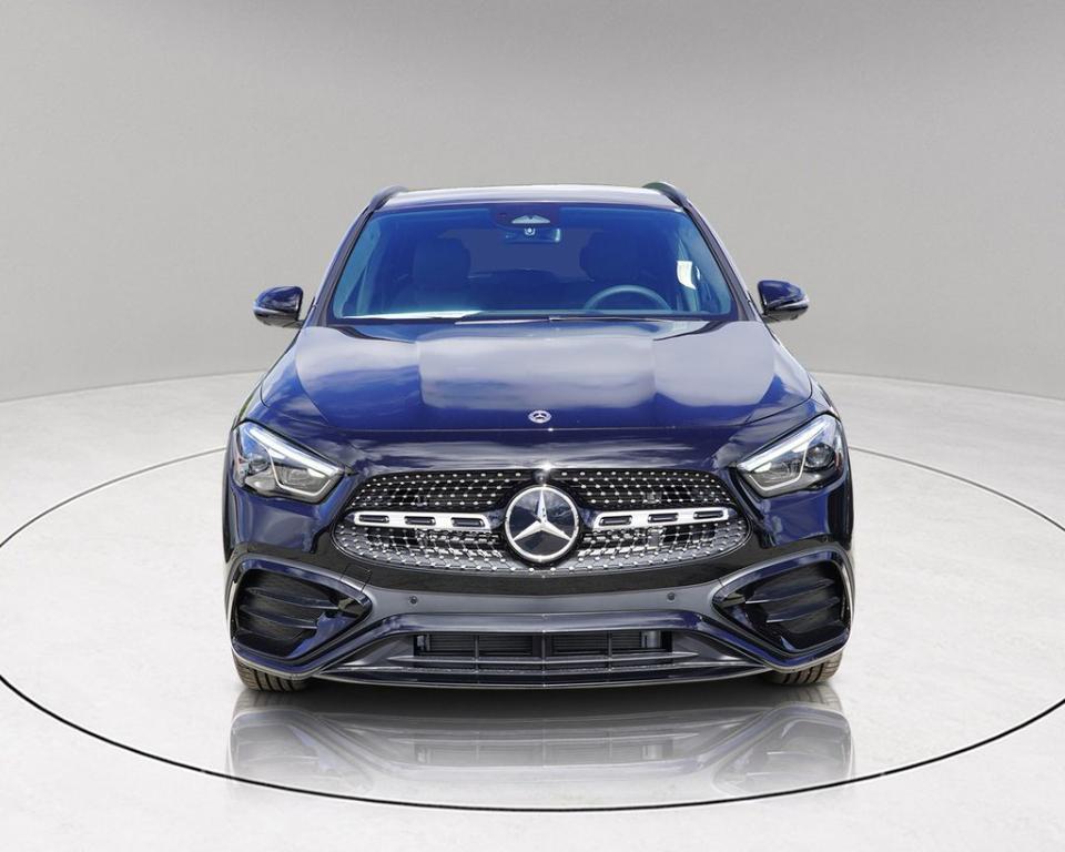 new 2025 Mercedes-Benz GLA 250 car, priced at $54,490