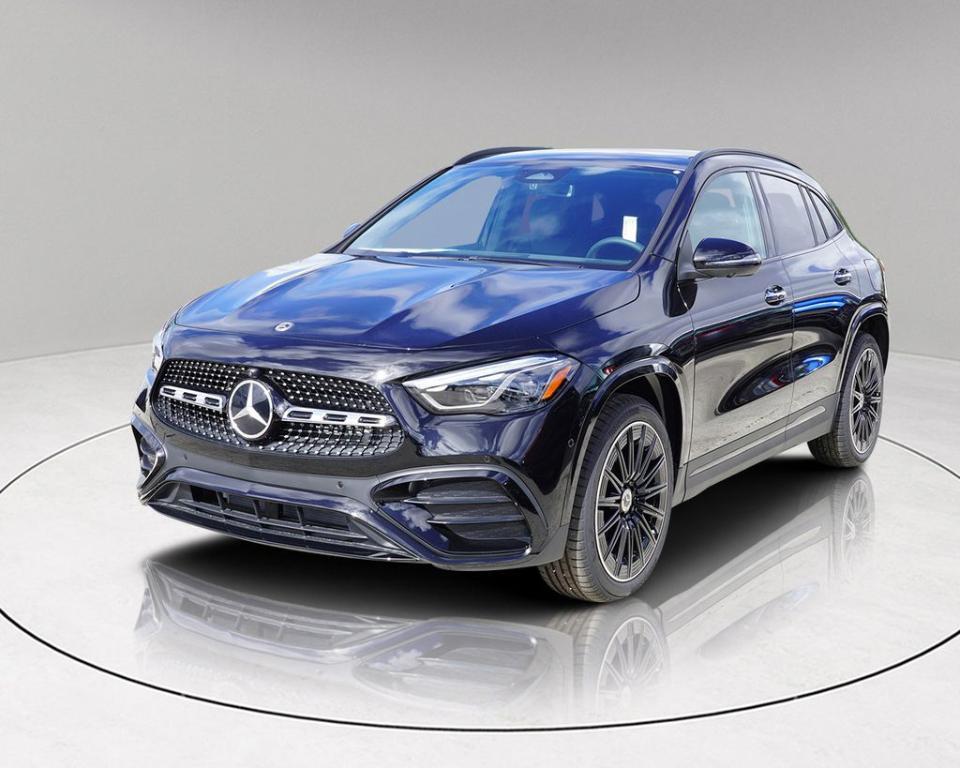 new 2025 Mercedes-Benz GLA 250 car, priced at $54,490