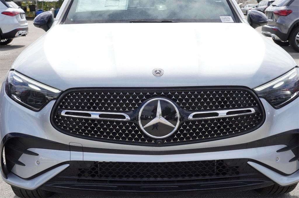 new 2024 Mercedes-Benz GLC 300 car, priced at $63,385