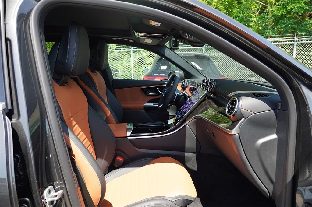 new 2025 Mercedes-Benz GLC 300 car, priced at $54,680