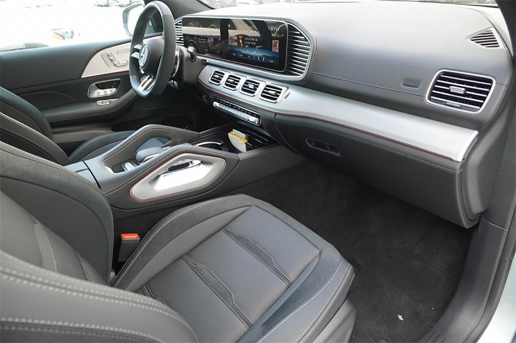 new 2025 Mercedes-Benz AMG GLE 53 car, priced at $89,197