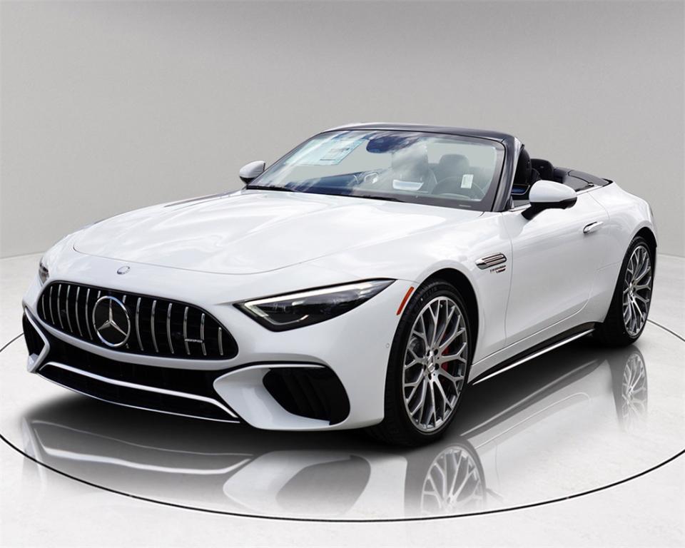 new 2025 Mercedes-Benz AMG SL 55 car, priced at $152,895