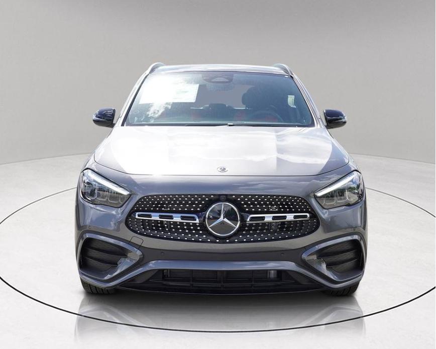 new 2025 Mercedes-Benz GLA 250 car, priced at $47,226