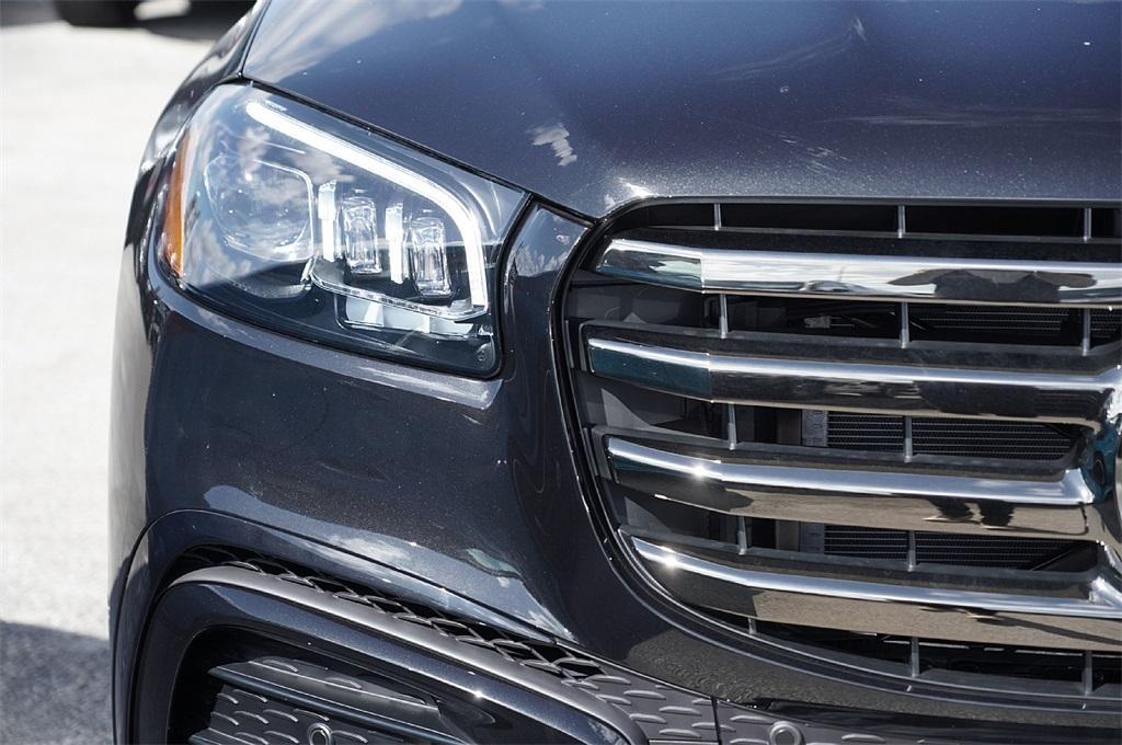 new 2026 Mercedes-Benz GLS 580 car, priced at $114,728