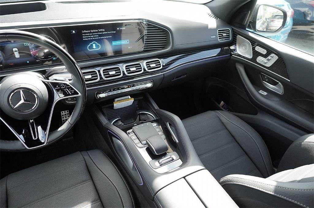 new 2026 Mercedes-Benz GLS 580 car, priced at $114,728