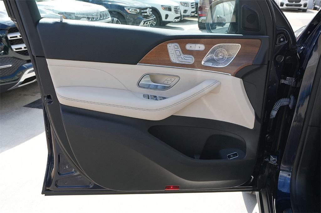 used 2022 Mercedes-Benz GLE 350 car, priced at $45,900