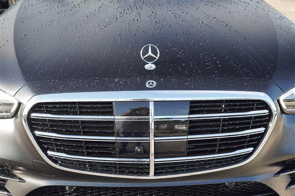 new 2025 Mercedes-Benz S-Class car, priced at $155,157