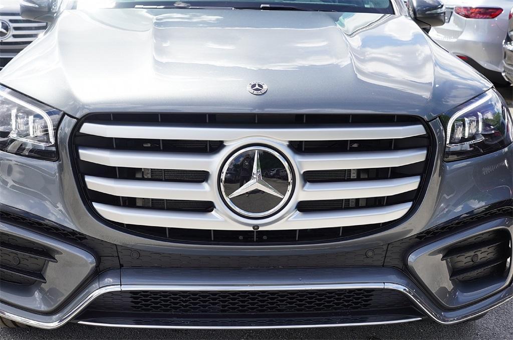 new 2026 Mercedes-Benz GLS 450 car, priced at $96,258