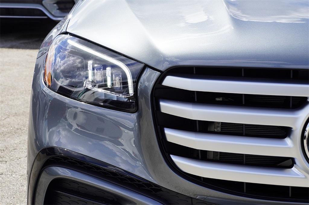 new 2026 Mercedes-Benz GLS 450 car, priced at $96,258