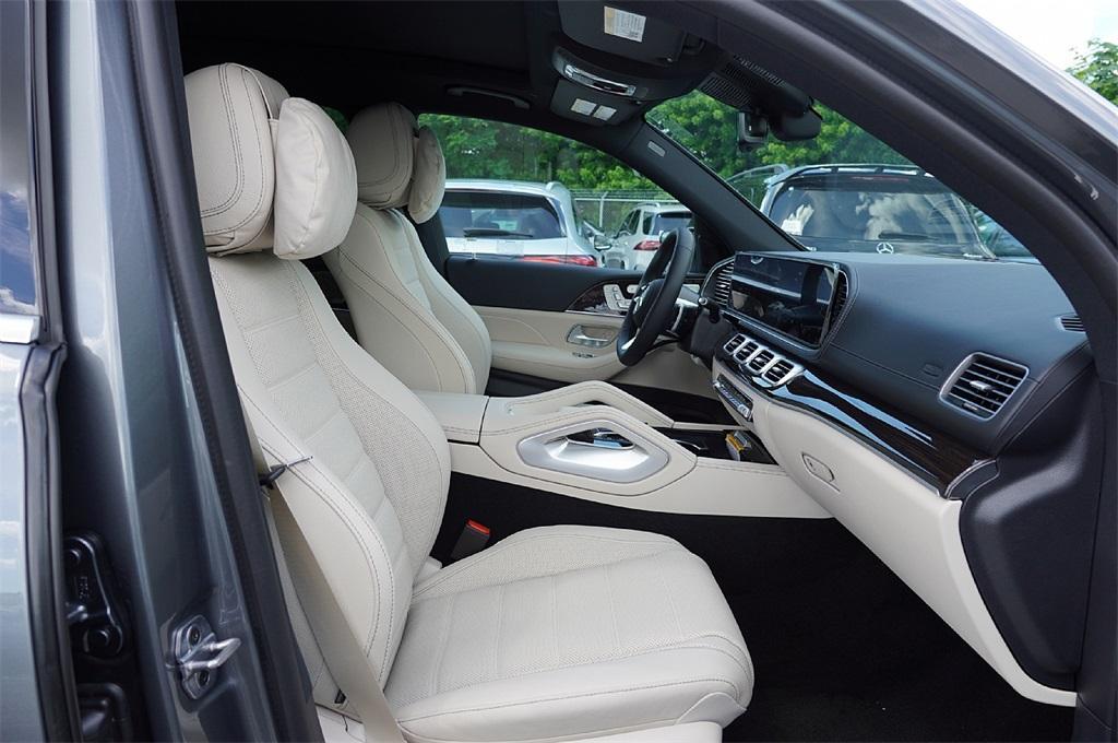 new 2026 Mercedes-Benz GLS 450 car, priced at $96,258