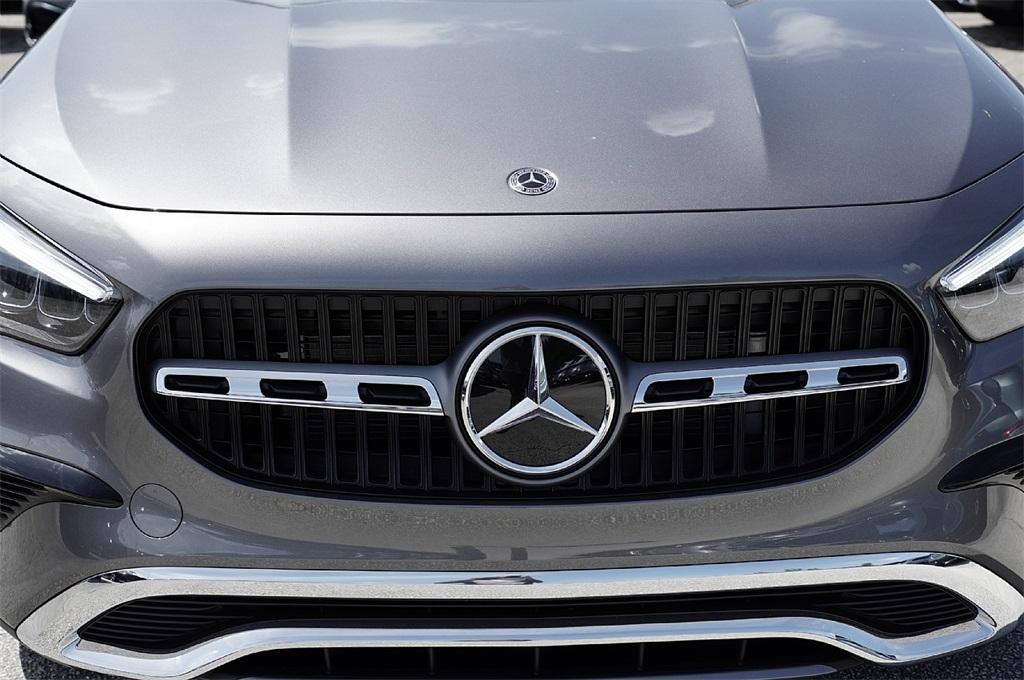 new 2026 Mercedes-Benz GLA 250 car, priced at $41,187