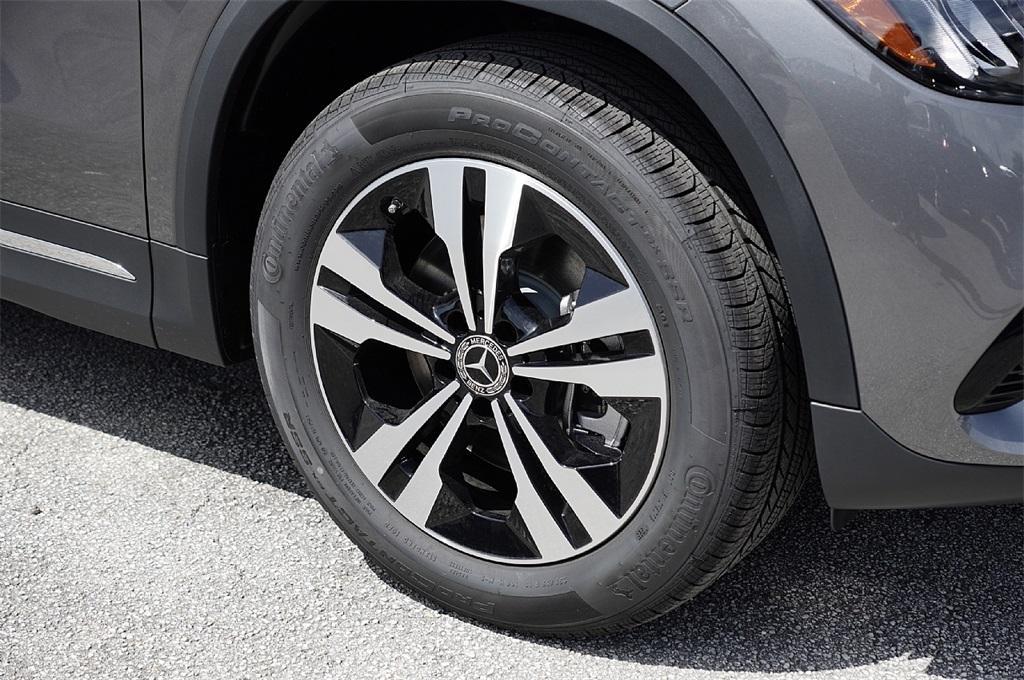 new 2026 Mercedes-Benz GLA 250 car, priced at $41,187