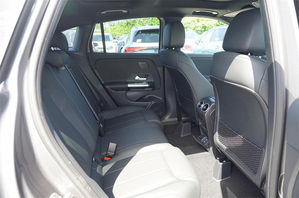 new 2026 Mercedes-Benz GLA 250 car, priced at $41,187