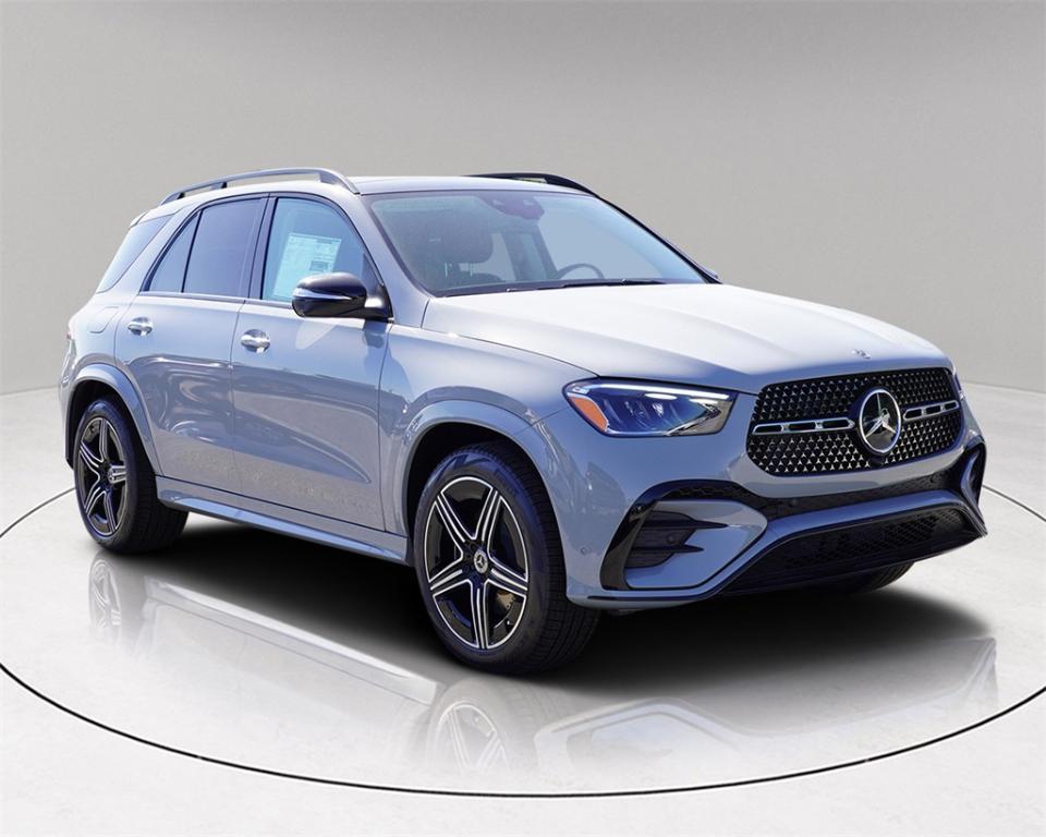 new 2025 Mercedes-Benz GLE 350 car, priced at $75,680