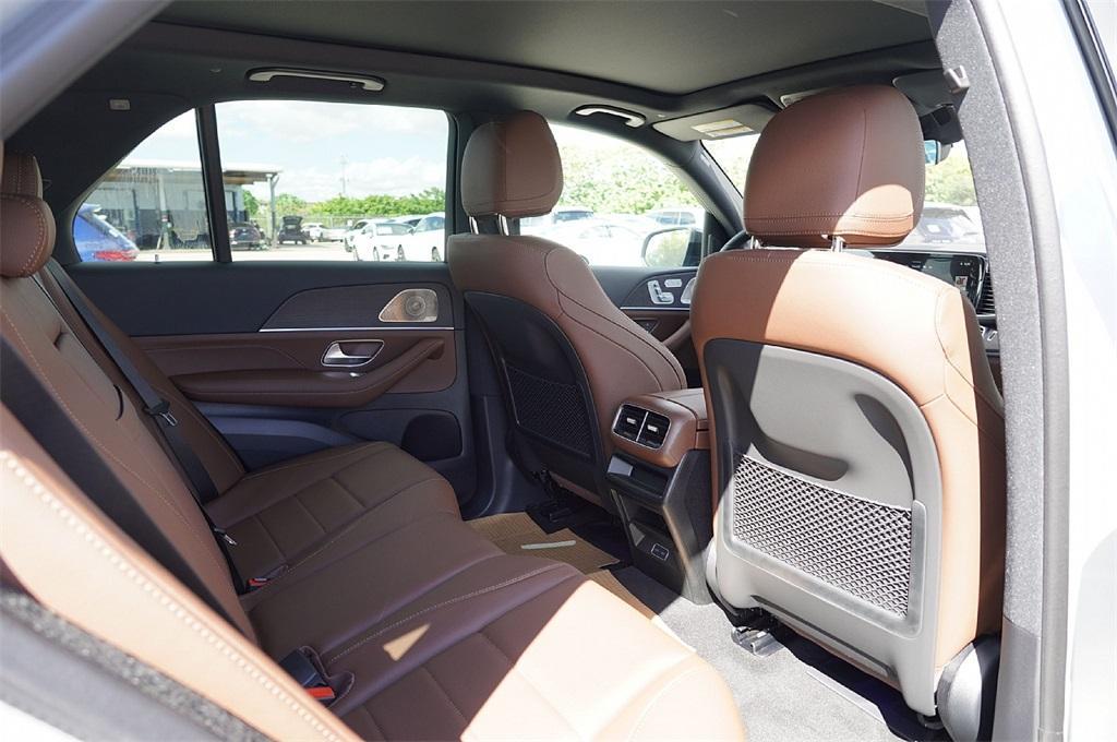 new 2026 Mercedes-Benz GLE 450 car, priced at $78,581