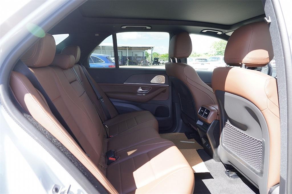 new 2026 Mercedes-Benz GLE 450 car, priced at $78,581