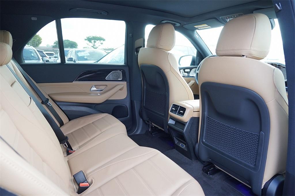 new 2026 Mercedes-Benz GLE 450 car, priced at $81,253