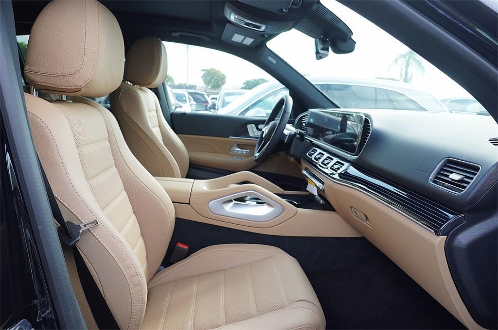 new 2026 Mercedes-Benz GLE 450 car, priced at $81,253