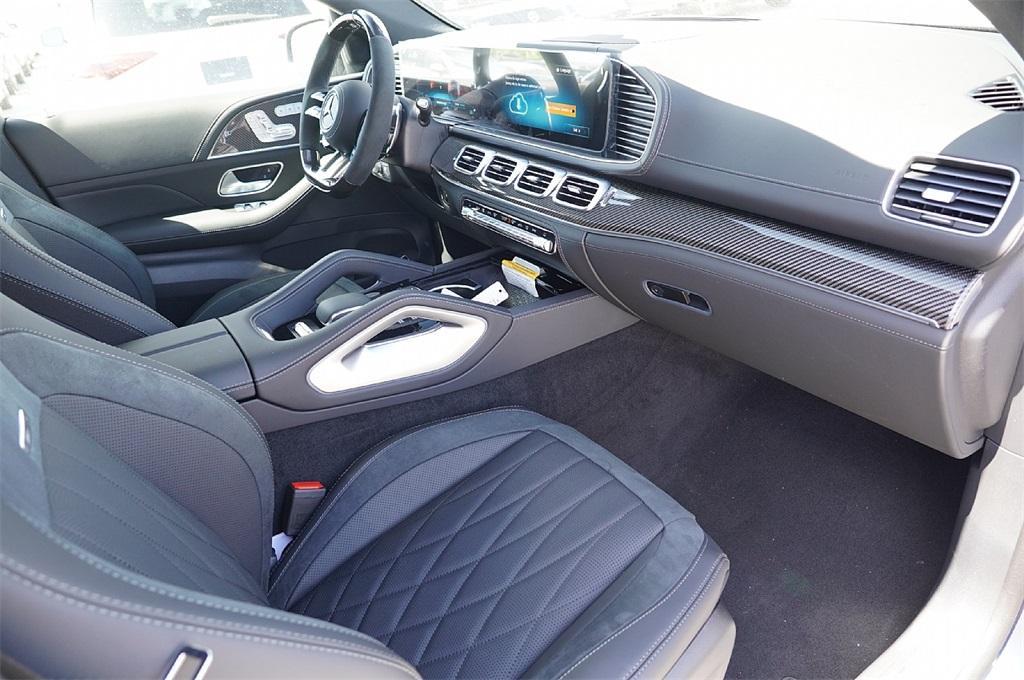new 2025 Mercedes-Benz AMG GLE 53 car, priced at $101,431
