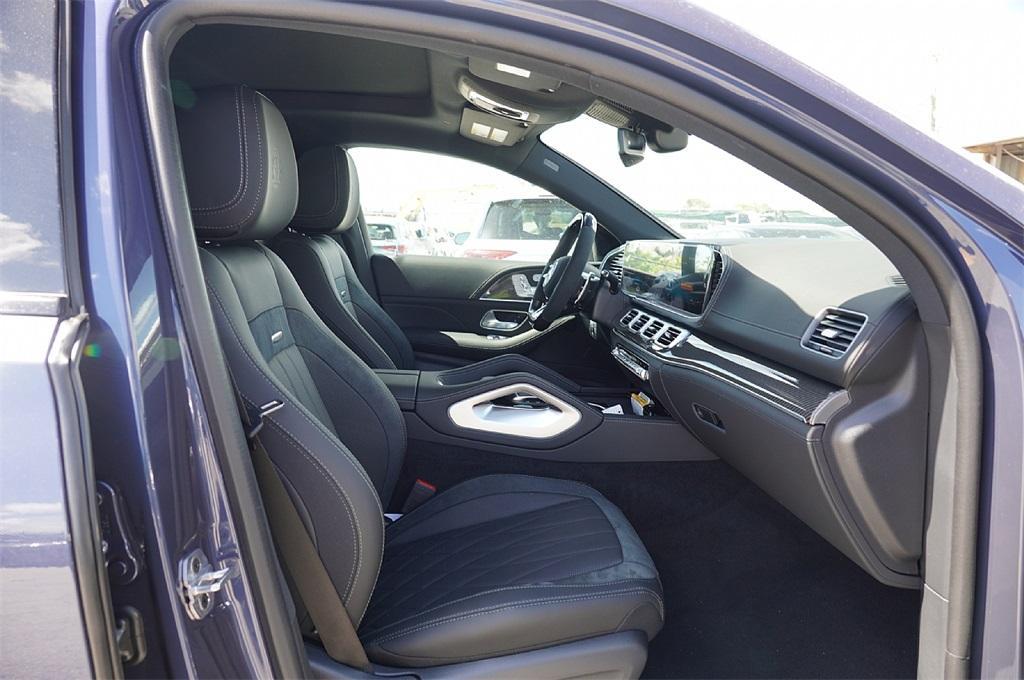 new 2025 Mercedes-Benz AMG GLE 53 car, priced at $101,431