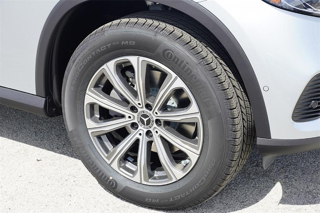 new 2025 Mercedes-Benz GLC 300 car, priced at $50,333