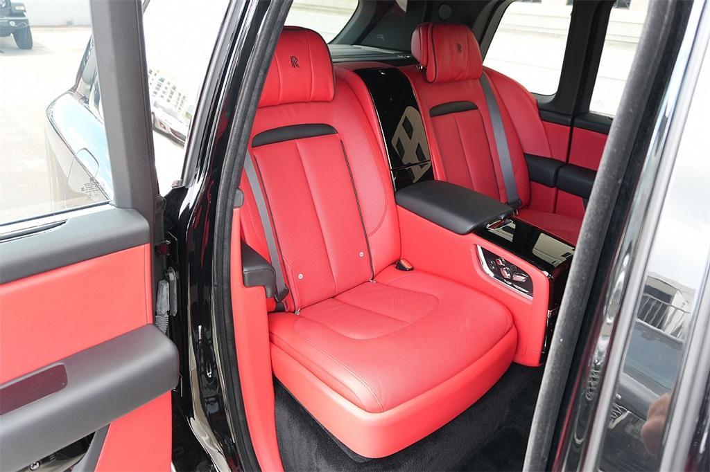 used 2024 Rolls-Royce Cullinan car, priced at $339,000