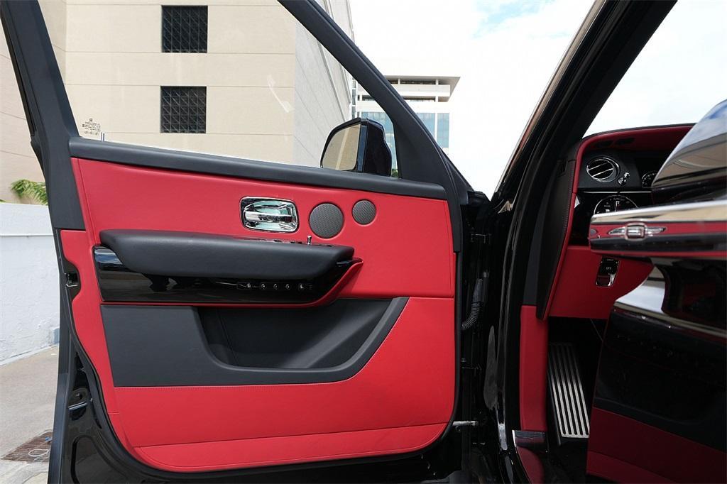 used 2024 Rolls-Royce Cullinan car, priced at $339,000