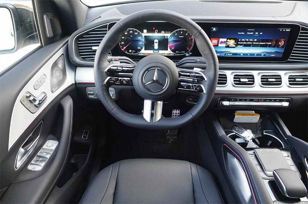new 2025 Mercedes-Benz GLS 450 car, priced at $90,857